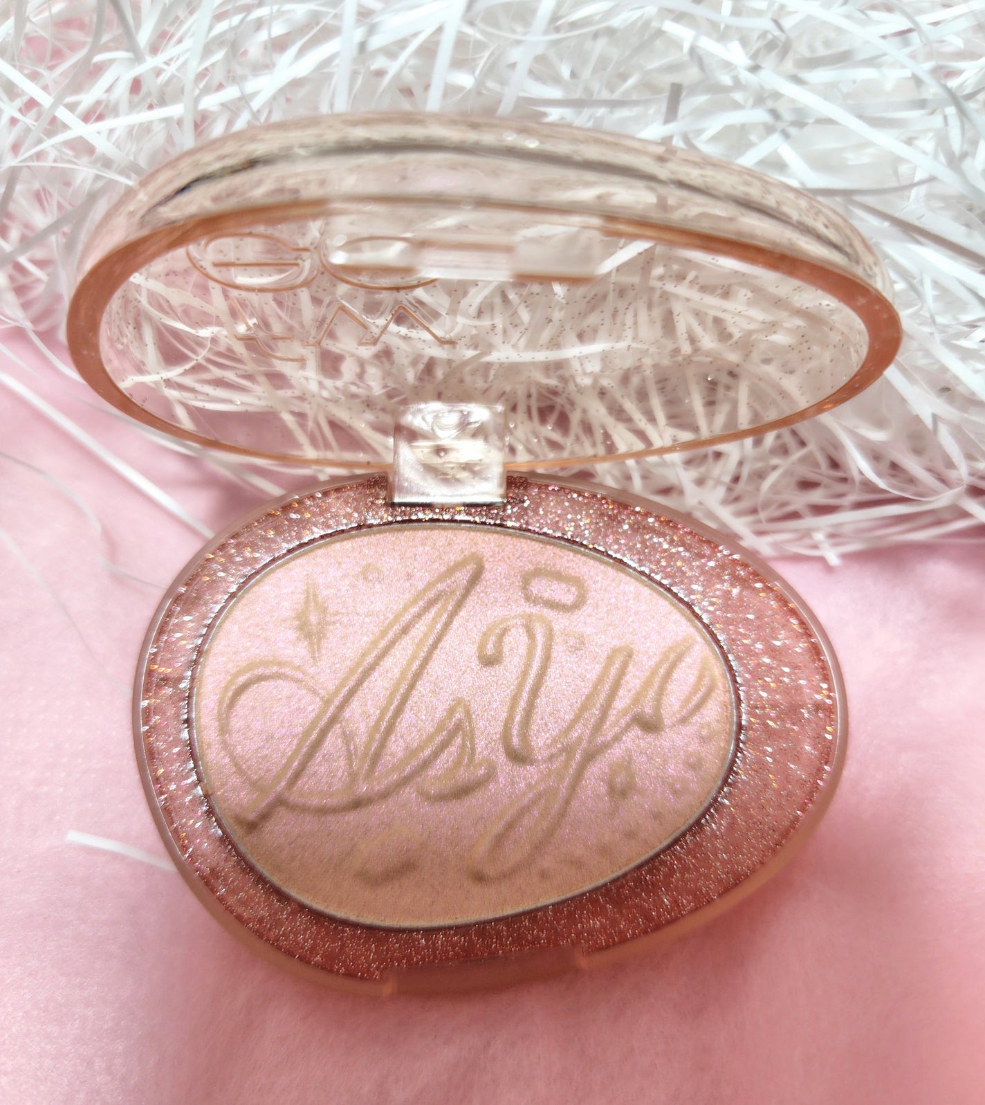 フィー グリッツストーンハイライター/fwee/パウダーハイライトを使ったクチコミ(2枚目)