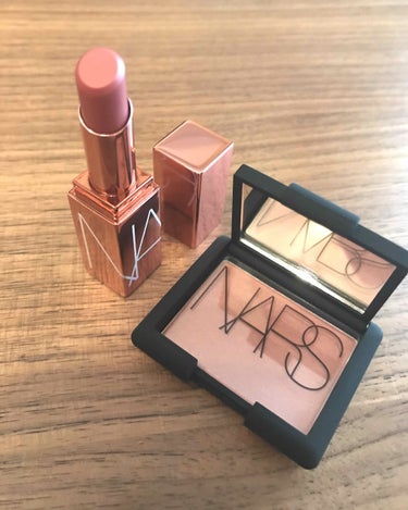 ソフトコア ブラッシュ＆バームデュオ/NARS/メイクアップキットを使ったクチコミ（2枚目）