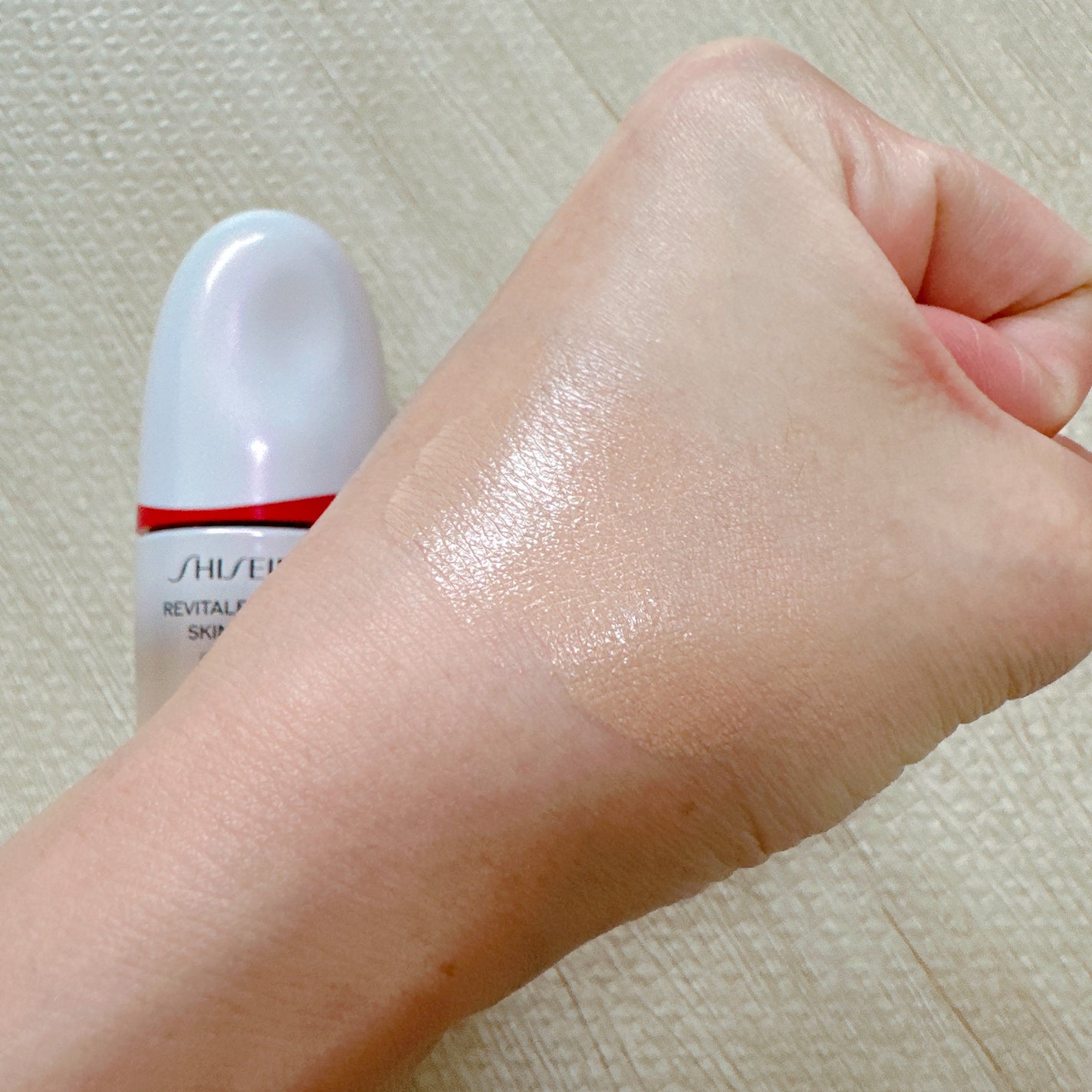 エッセンス スキングロウ ファンデーション/SHISEIDO/リキッドファンデーションを使ったクチコミ(4枚目)