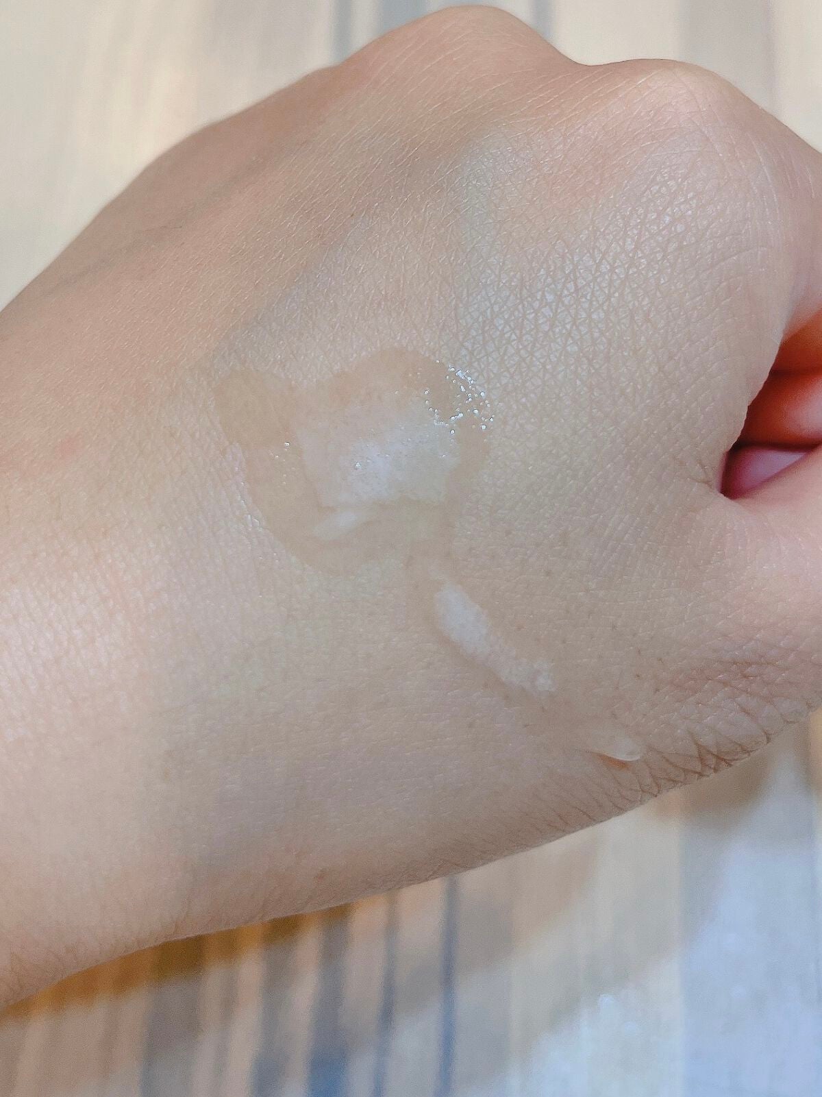 ケープ キープウォーター ナチュラル <無香料>/ケープ/ヘアスプレーを使ったクチコミ(4枚目)