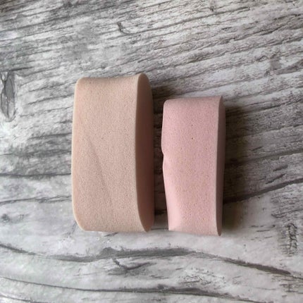 メイクアップスポンジ(バリューパック ウェッジ型 30個)/DAISO/パフ・スポンジを使ったクチコミ(3枚目)