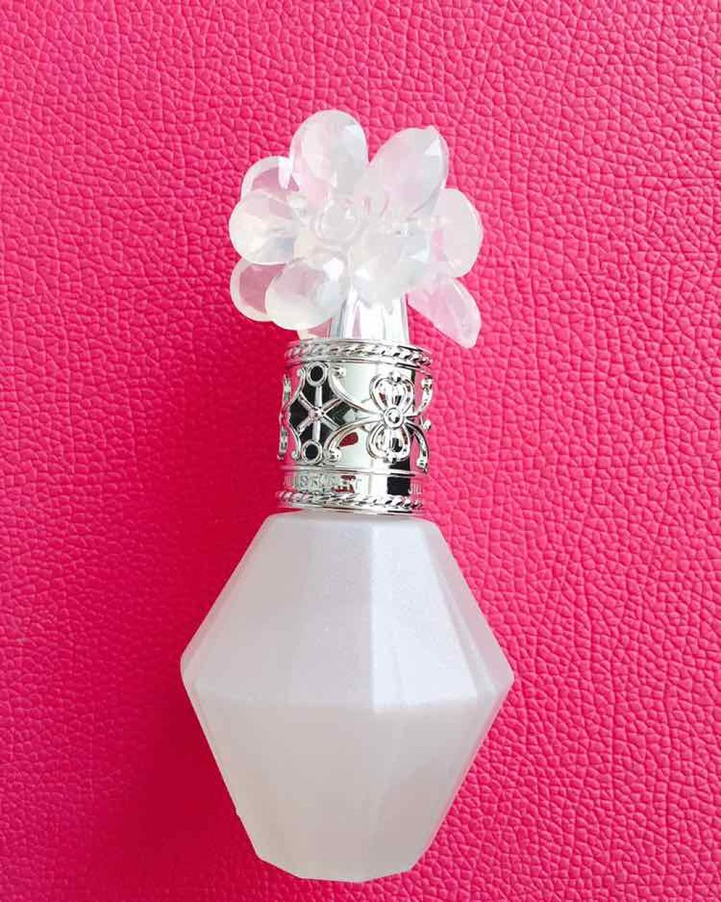 クリスタルブルーム スノー パフュームド ヘアミスト/JILL STUART/ヘアミストを使ったクチコミ（1枚目）