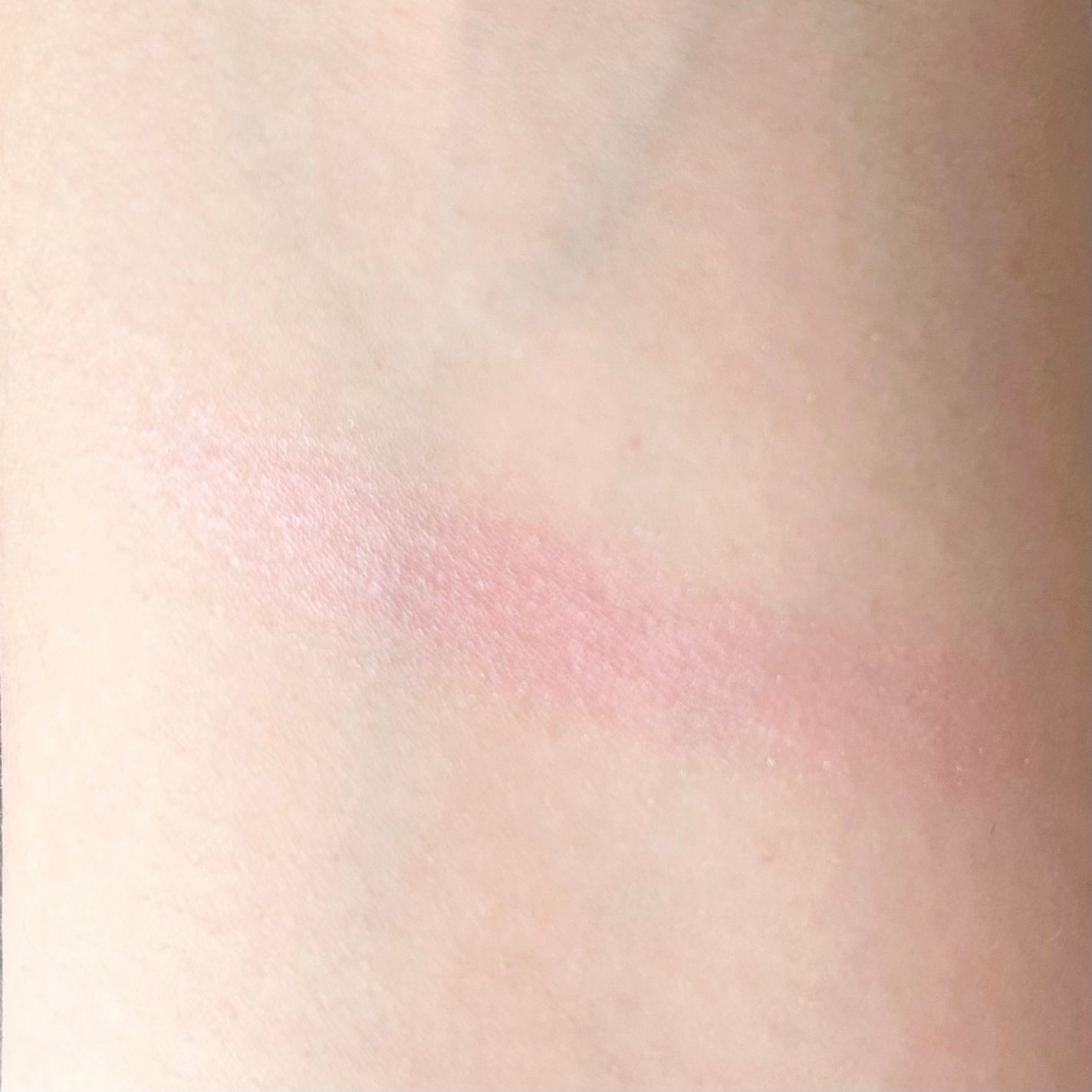 パウダーブラッシュ/DAISY DOLL by MARY QUANT/パウダーチークを使ったクチコミ(2枚目)