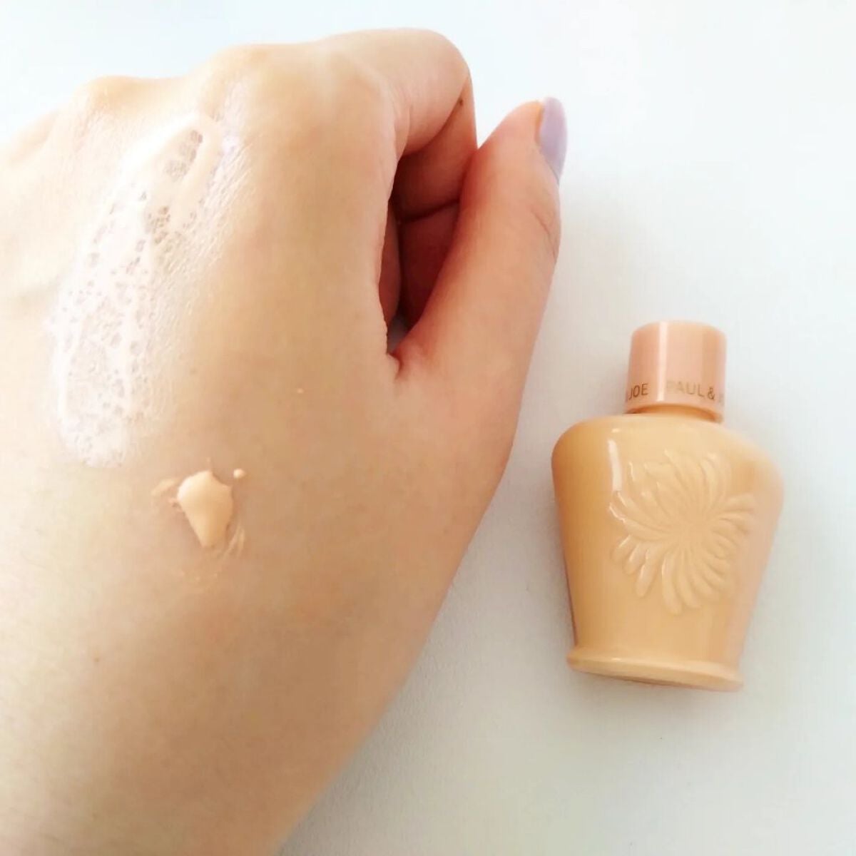 モイスチュアライジング ファンデーション プライマー/PAUL & JOE BEAUTE/化粧下地を使ったクチコミ(4枚目)