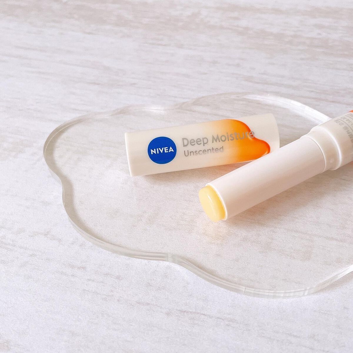 ニベア ディープモイスチャーリップ メルティタイプ/ニベア/リップクリームを使ったクチコミ（2枚目）