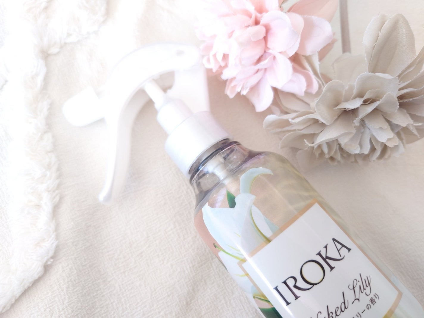 衣料用フレグランス ミスト ネイキッドリリー/IROKA/ファブリックミストを使ったクチコミ(2枚目)