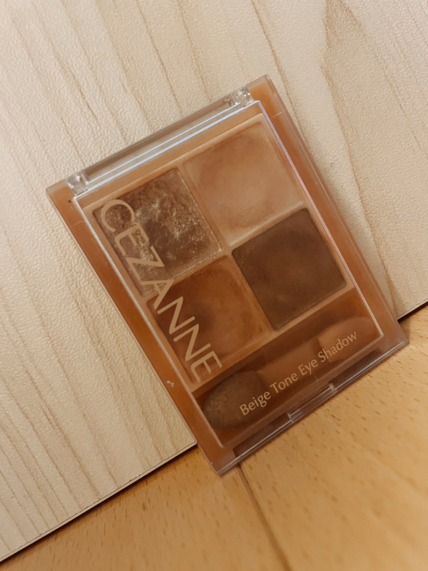 ベージュトーンアイシャドウ/CEZANNE/アイシャドウパレットを使ったクチコミ(1枚目)