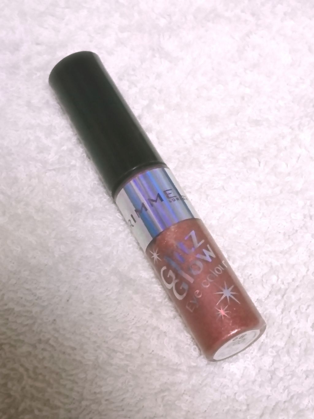 グリッツ グロウ アイカラー/リンメル ロンドン/リキッドアイシャドウを使ったクチコミ（1枚目）