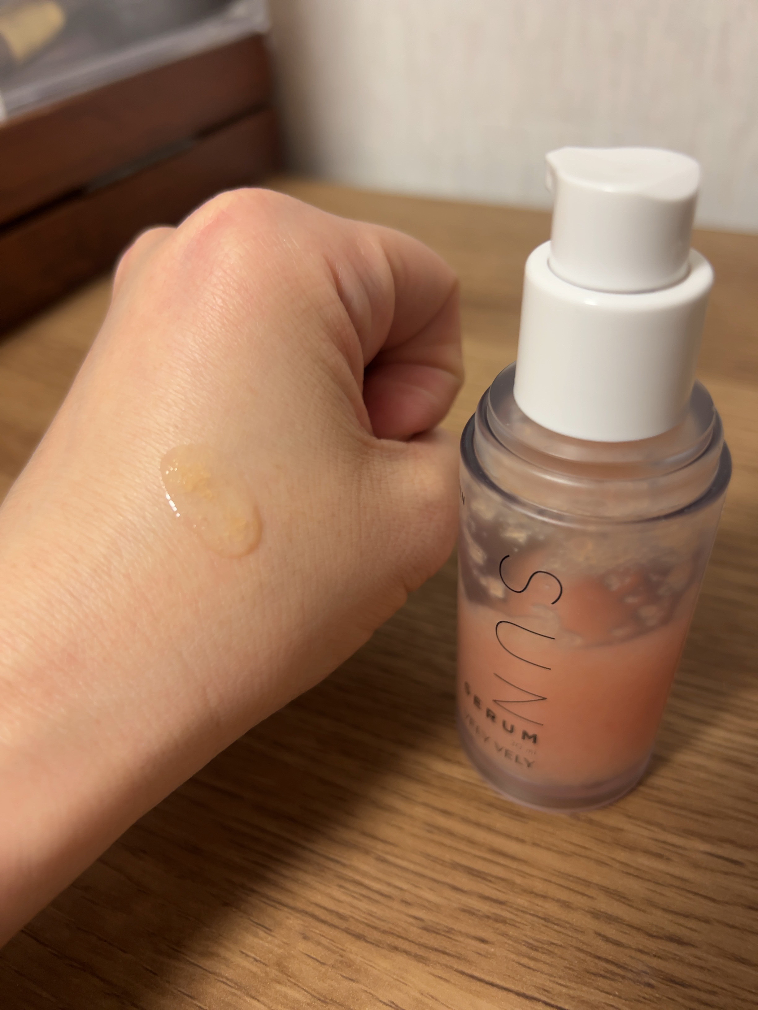 ハリケアコラーゲンサンセラム/VELY VELY/日焼け止めジェルを使ったクチコミ（2枚目）