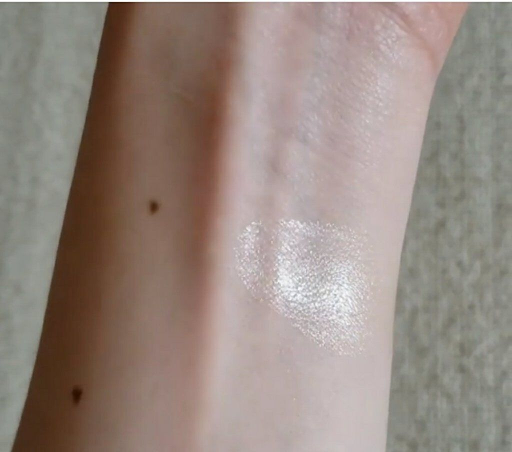 &be グロウハイライター/＆be/クリームハイライトを使ったクチコミ（2枚目）