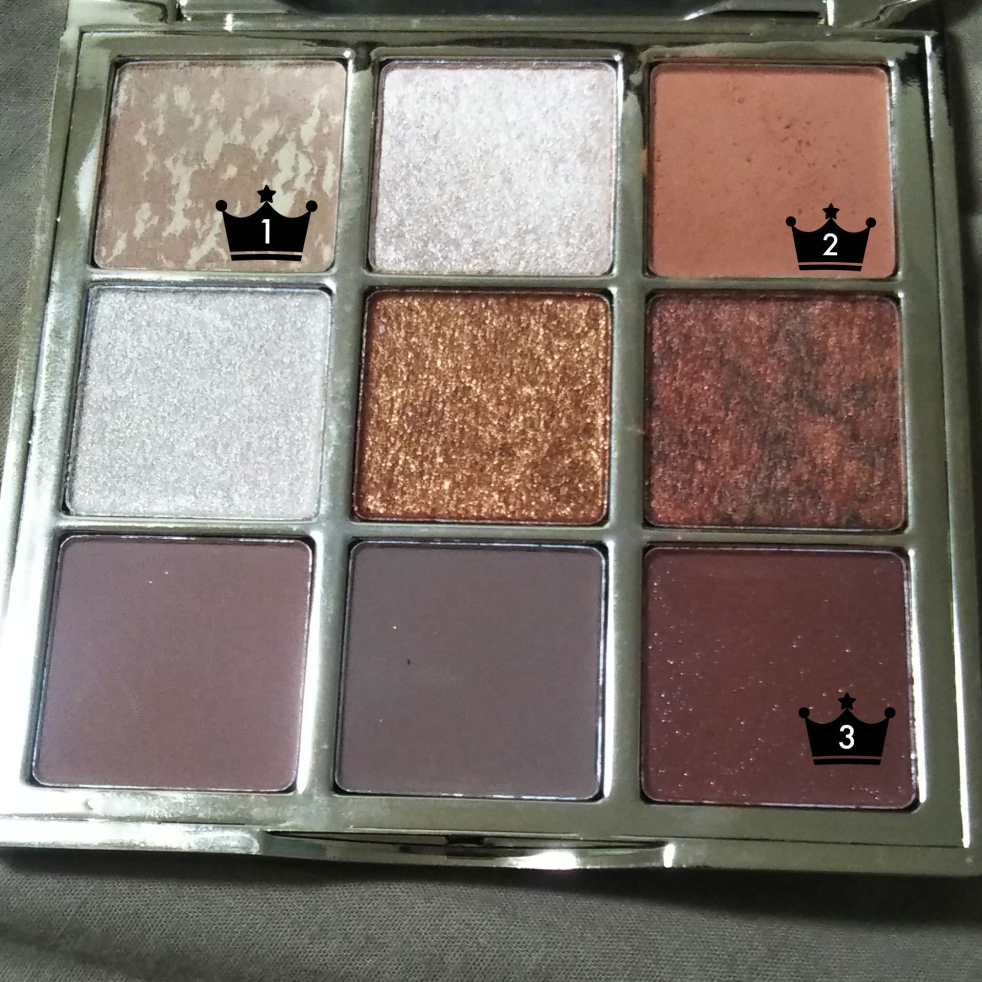 長相思シリーズ 9色アイシャドウパレット/CATKIN/アイシャドウパレットを使ったクチコミ（2枚目）