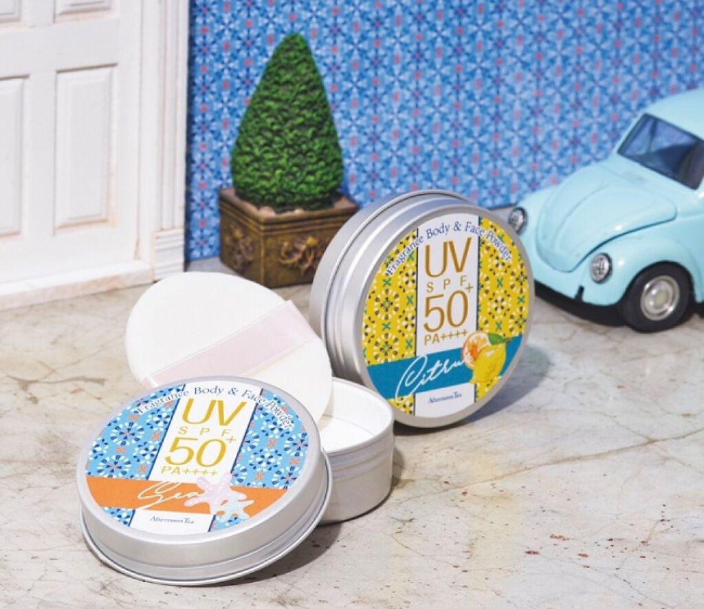 Afternoon Tea LIVING UVボディ&フェイスパウダー