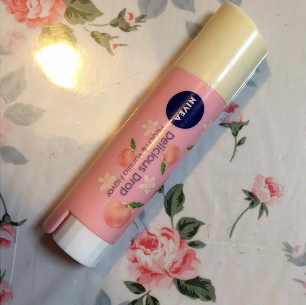 ニベア フレーバーリップ デリシャスドロップ ピーチの香り/ニベア/リップクリームを使ったクチコミ（1枚目）