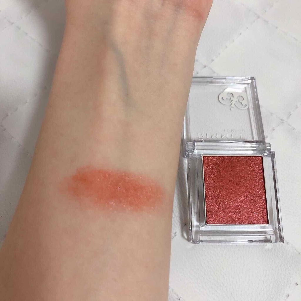 プリズム パウダーアイカラー/リンメル ロンドン/単色アイシャドウを使ったクチコミ（3枚目）