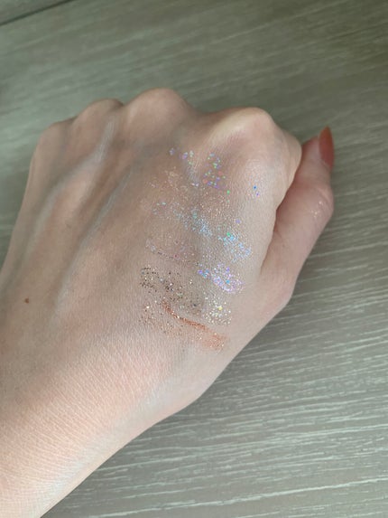 クレハ on LIPS 「cappuviniリキッドアイシャドウ星屑のようなラメやグリッ..」(6枚目)