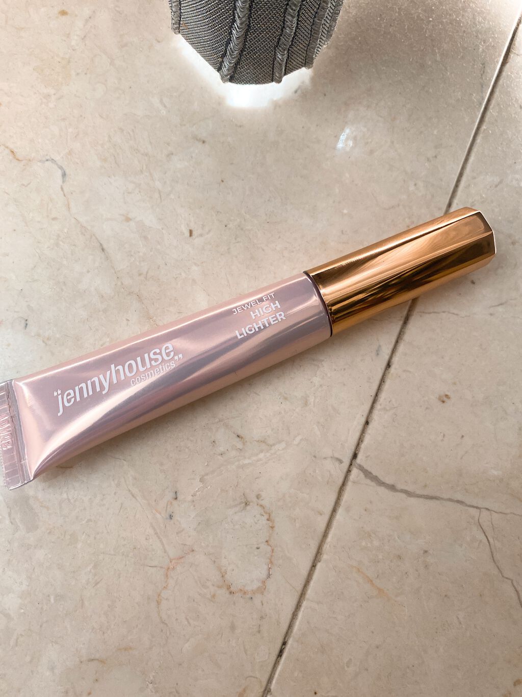ジェルフィットハイライター/jenny house/リキッドハイライトを使ったクチコミ（1枚目）