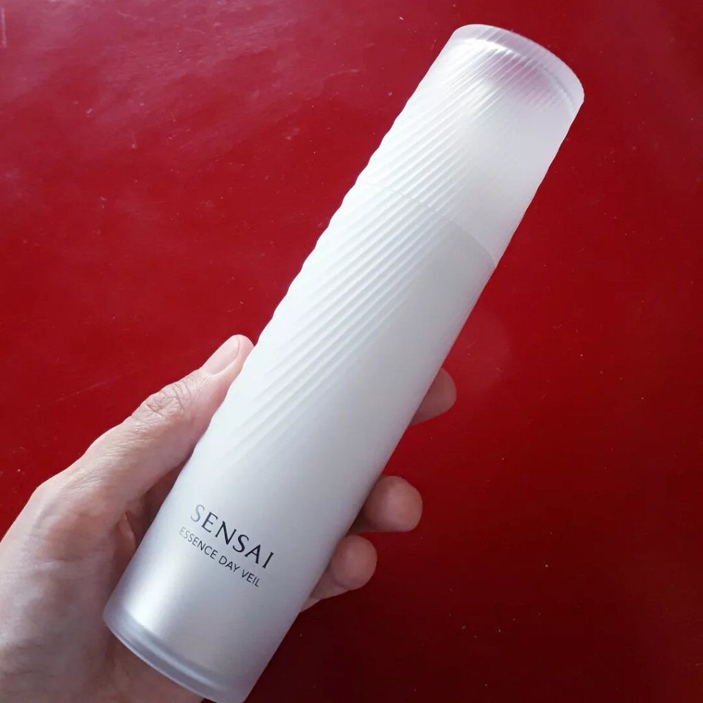 センサイ エッセンスデイヴェール/SENSAI/美容液を使ったクチコミ（2枚目）