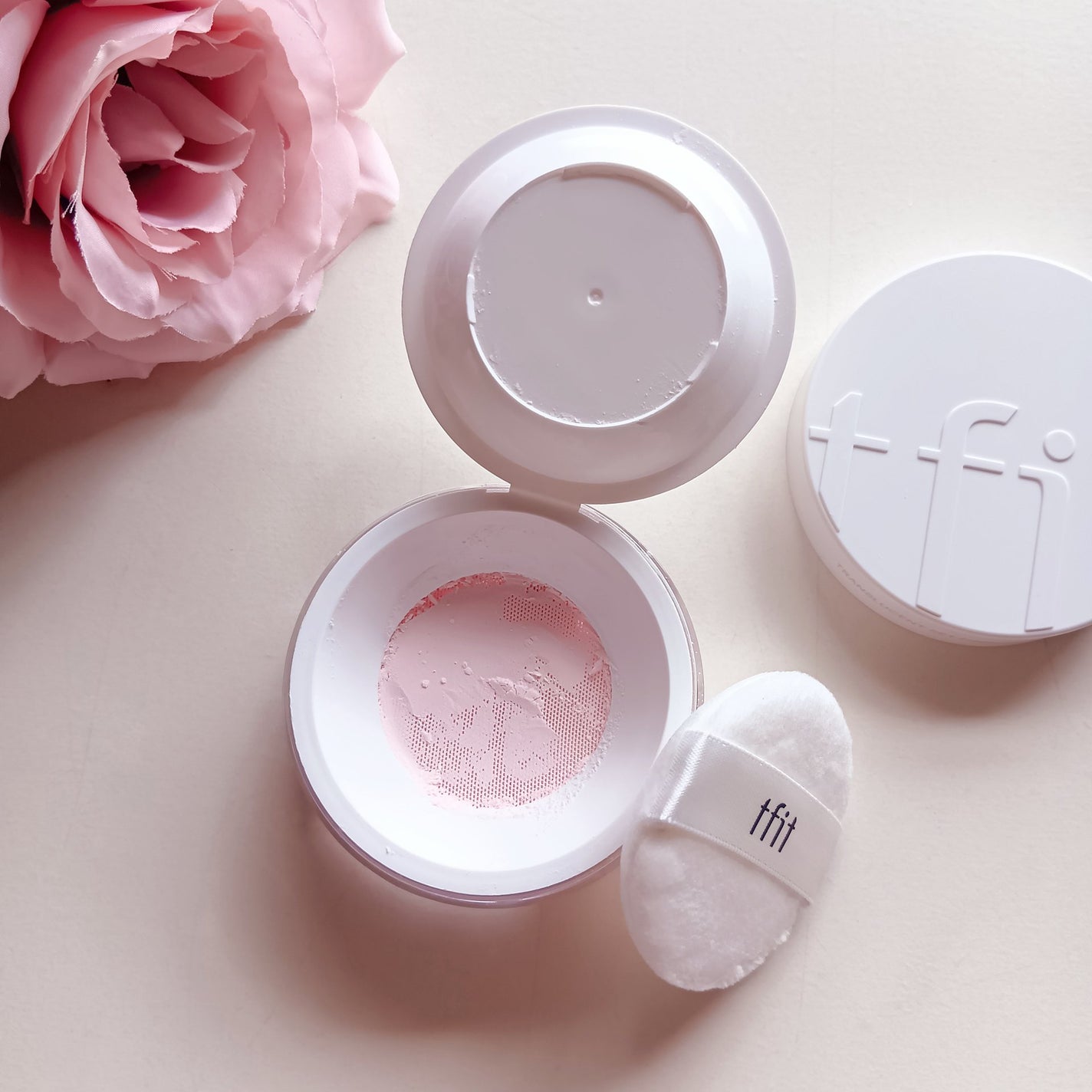 トランスルーセントセットフィニッシングパウダー/TFIT/ルースパウダーを使ったクチコミ(3枚目)