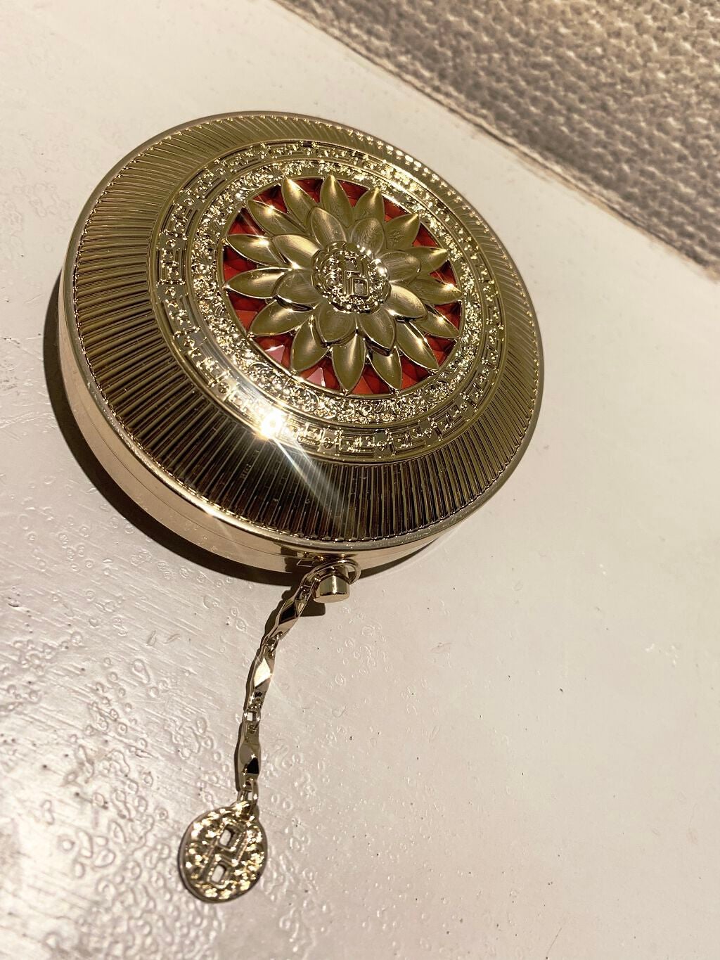 ZEESEAx正宮御品 「盛唐酔夢」シリーズ 丹酔金箔 牡丹チークシャッドパレット/ZEESEA/パウダーチークを使ったクチコミ(2枚目)