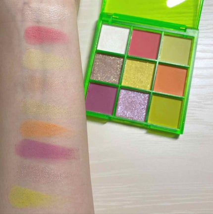 UR GLAM BLOOMING EYE COLOR PALETTE/U R GLAM/アイシャドウパレットを使ったクチコミ(3枚目)