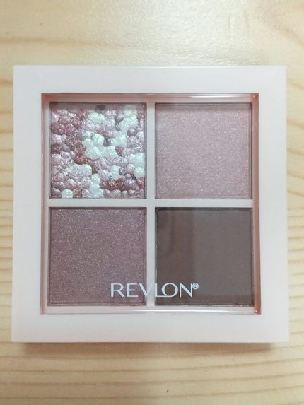 レブロン ダズル アイシャドウ クアッド/REVLON/アイシャドウパレットを使ったクチコミ(1枚目)