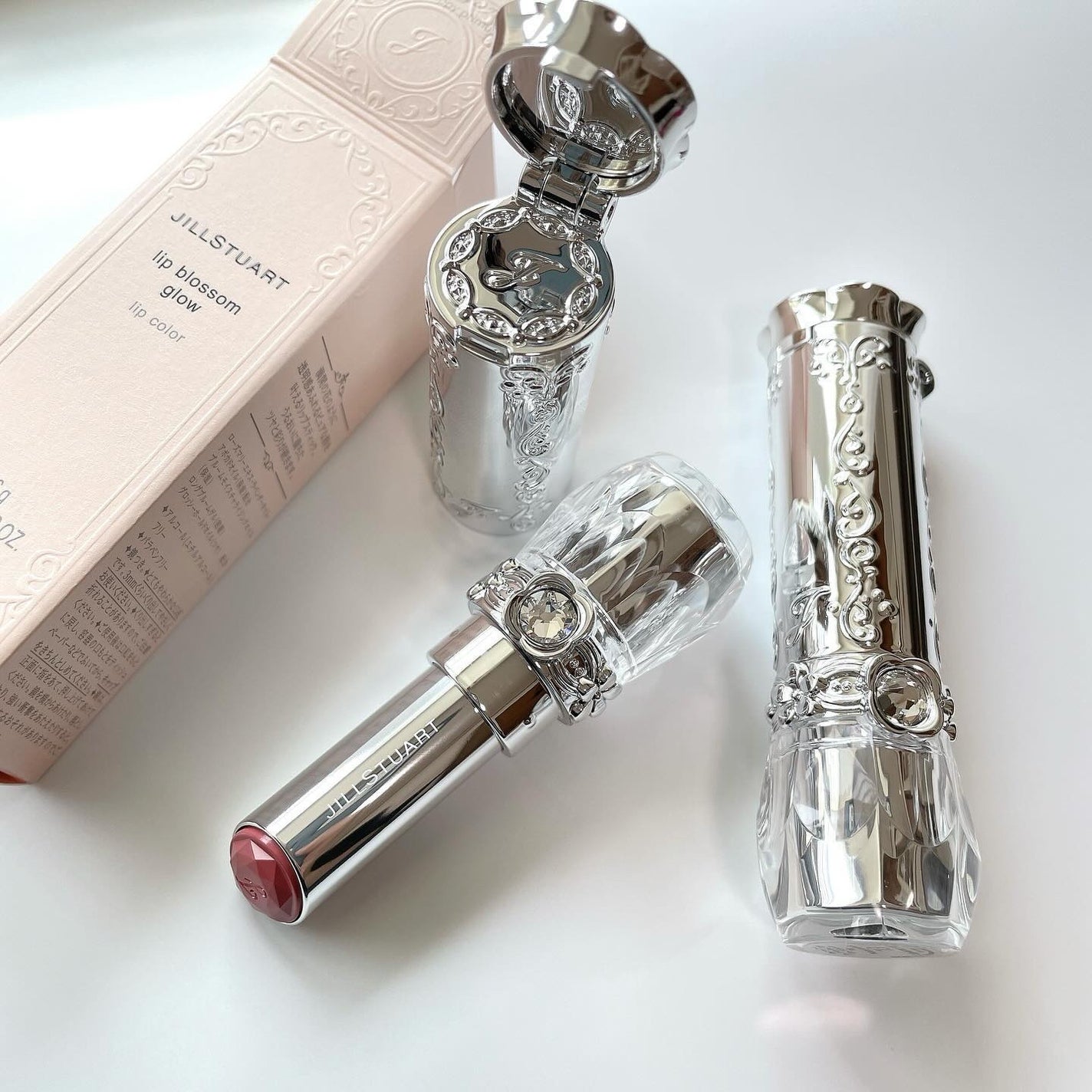 ジルスチュアート リップブロッサム グロウ/JILL STUART/口紅を使ったクチコミ(2枚目)