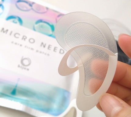 MICRO NEED ヒアルロン酸 セラムパッチ 袋タイプ 〈2枚×1袋入り〉/bijoːu(ビジュー)MICRO NEED/シートマスク・パックを使ったクチコミ(2枚目)