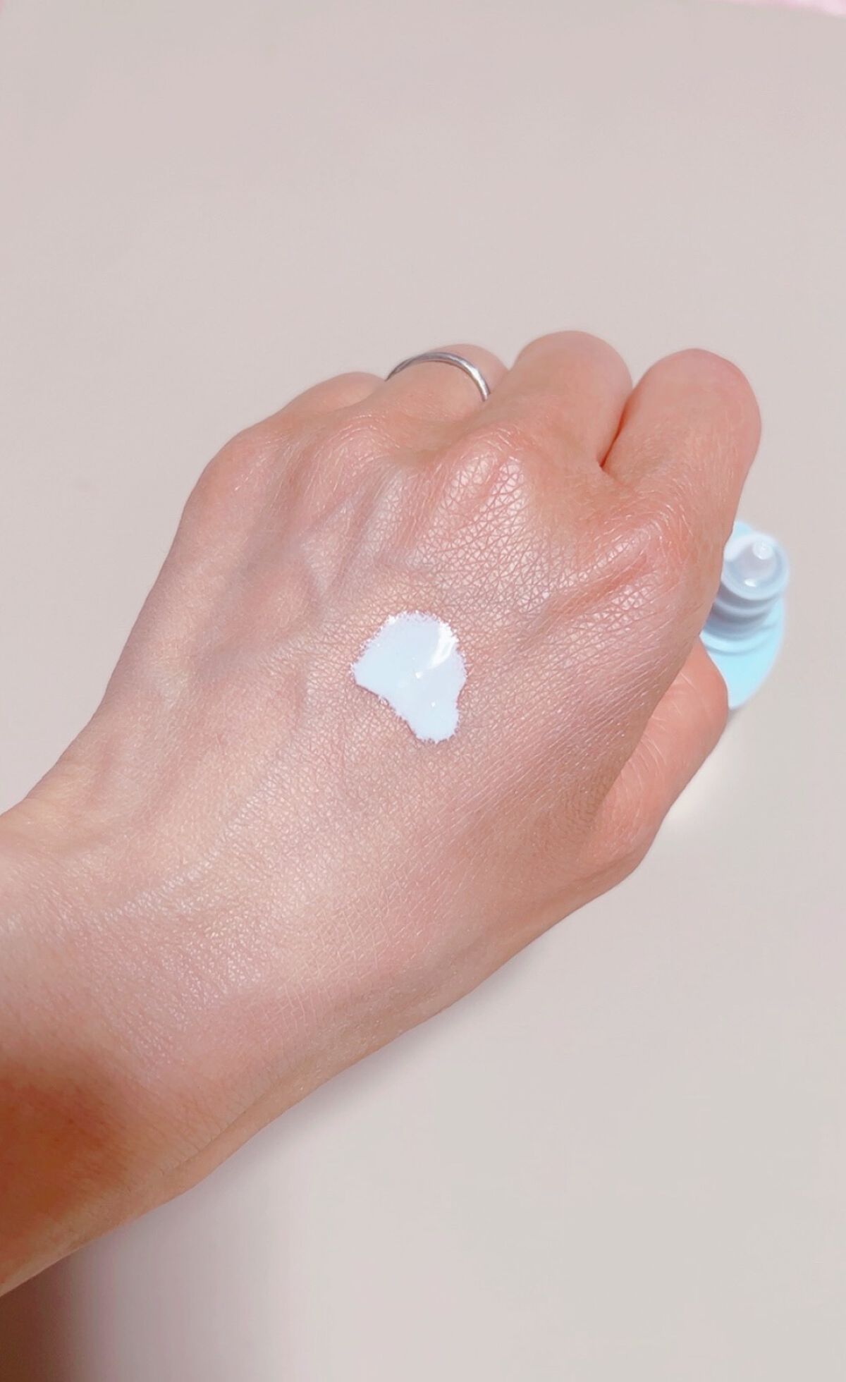 皮脂テカリ防止下地/CEZANNE/化粧下地を使ったクチコミ(3枚目)