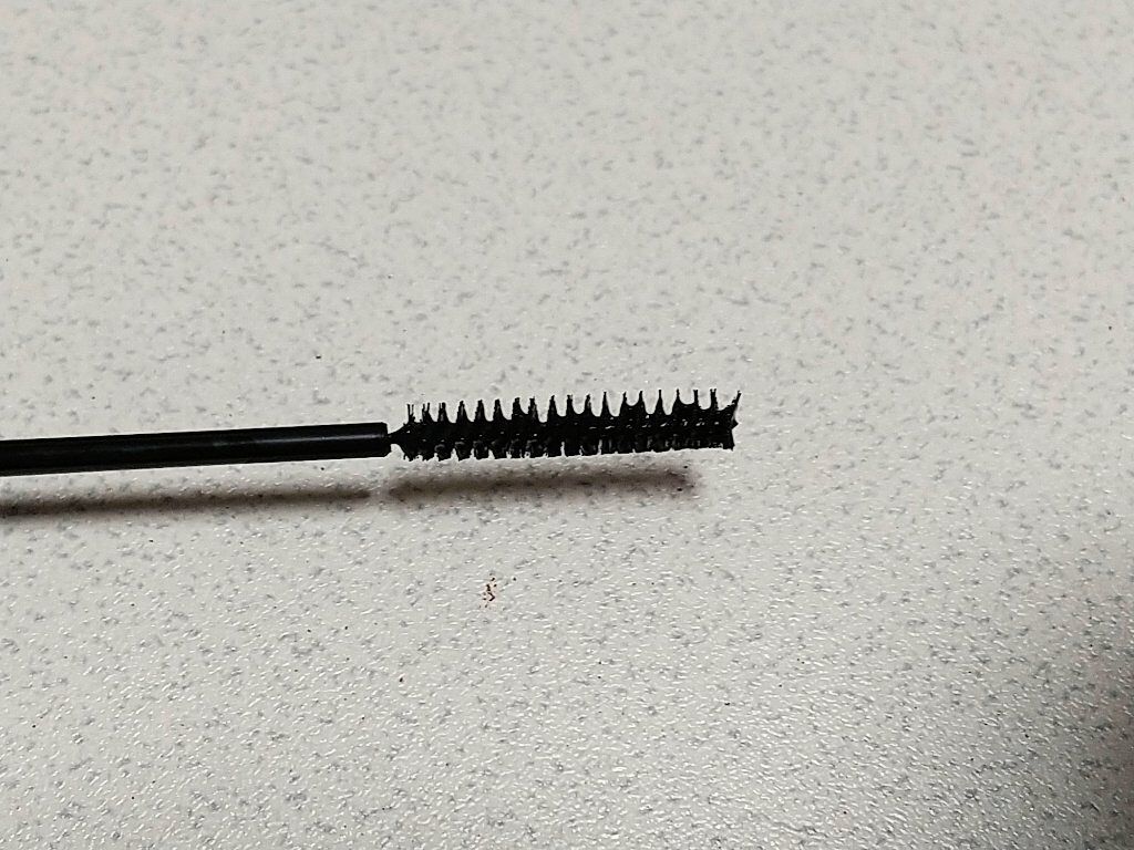 「塗るつけまつげ」自まつげ際立てタイプ/デジャヴュ/マスカラを使ったクチコミ（2枚目）