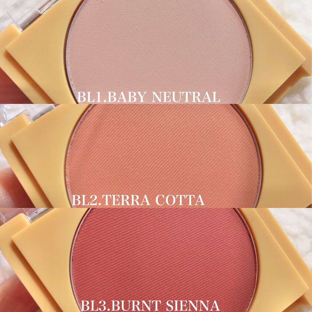 MERZY ザ  ヘリテージ  チークのクチコミ「ムラなく均等に色づく自然な血色感☺️❤
微粒子パウダーが密着！ヨレにくく1日キープ👍✨



.....」（3枚目）