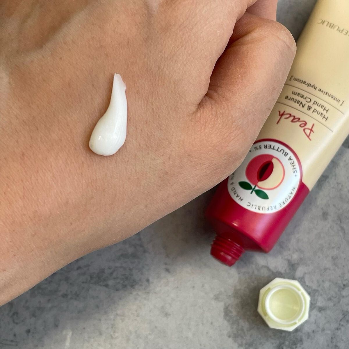 ハンドアンドネイチャーハンドクリーム ACACIA/ネイチャーリパブリック/ハンドクリームを使ったクチコミ(4枚目)