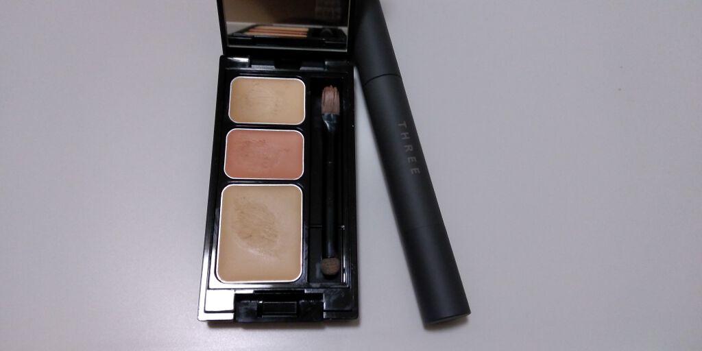 アドバンスド スムージング コンシーラー/THREE/リキッドコンシーラーを使ったクチコミ（1枚目）