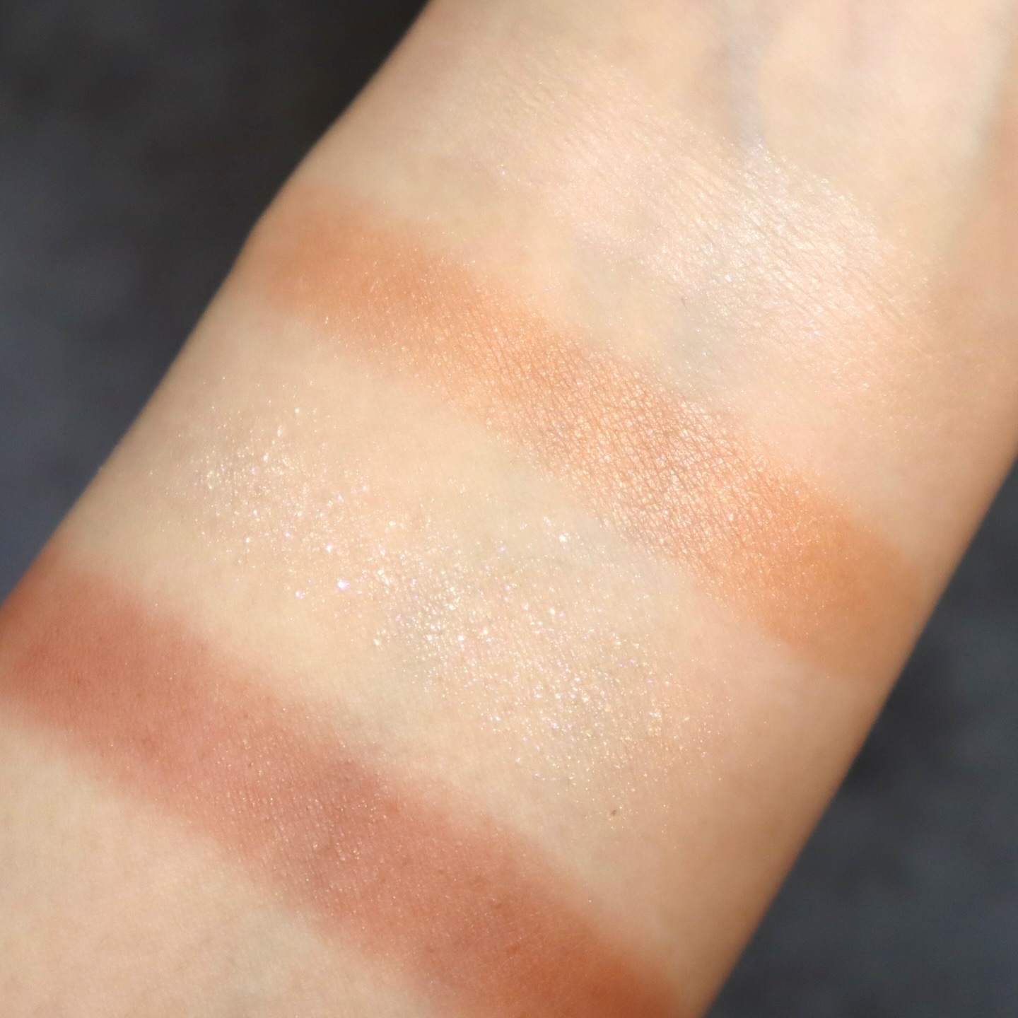 B.A 3Dオアシス アイカラー 01 ガーベラブーケ/B.A/パウダーアイシャドウを使ったクチコミ（3枚目）