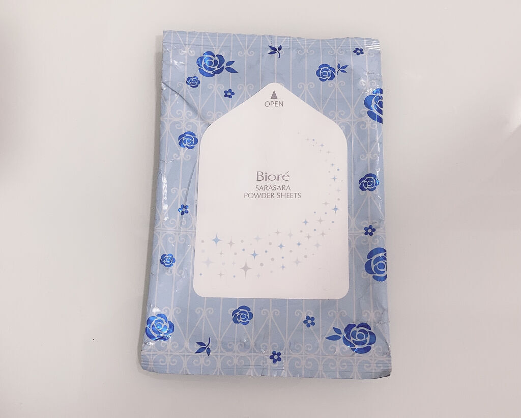 さらさらパウダーシート ふわっとローズの香り 携帯用(10枚)/ビオレ/ボディシートを使ったクチコミ（2枚目）