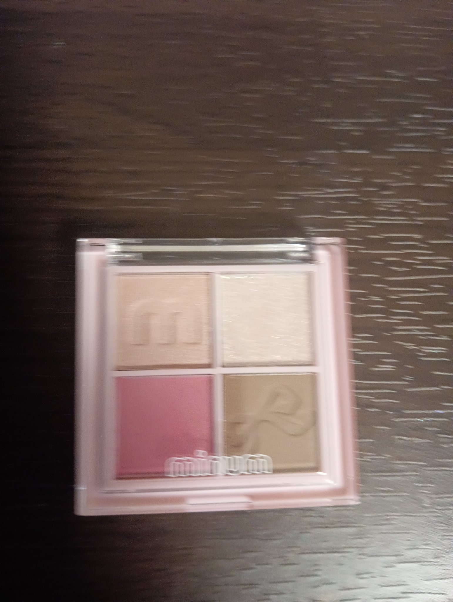 バブアイカラーパレット/minum/アイシャドウパレットを使ったクチコミ（1枚目）