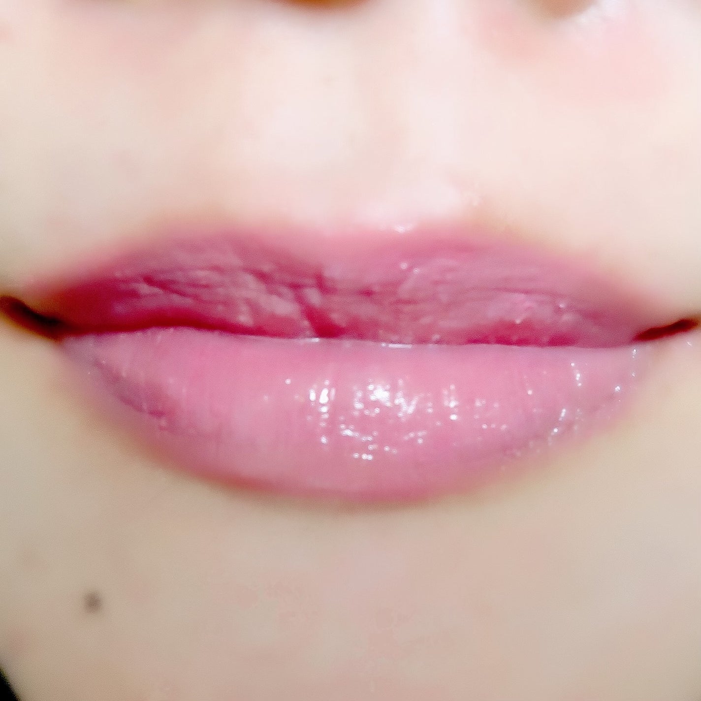 ラスティンググロスリップ/CEZANNE/口紅を使ったクチコミ(3枚目)