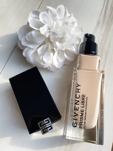 プリズム・リーブル・グロウ・セラム・ ファンデーション/GIVENCHY/リキッドファンデーションを使ったクチコミ(6枚目)