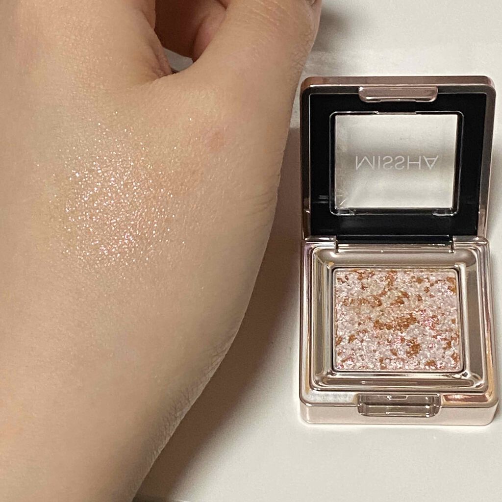 グリッタープリズム シャドウ/MISSHA/グリッターを使ったクチコミ(2枚目)