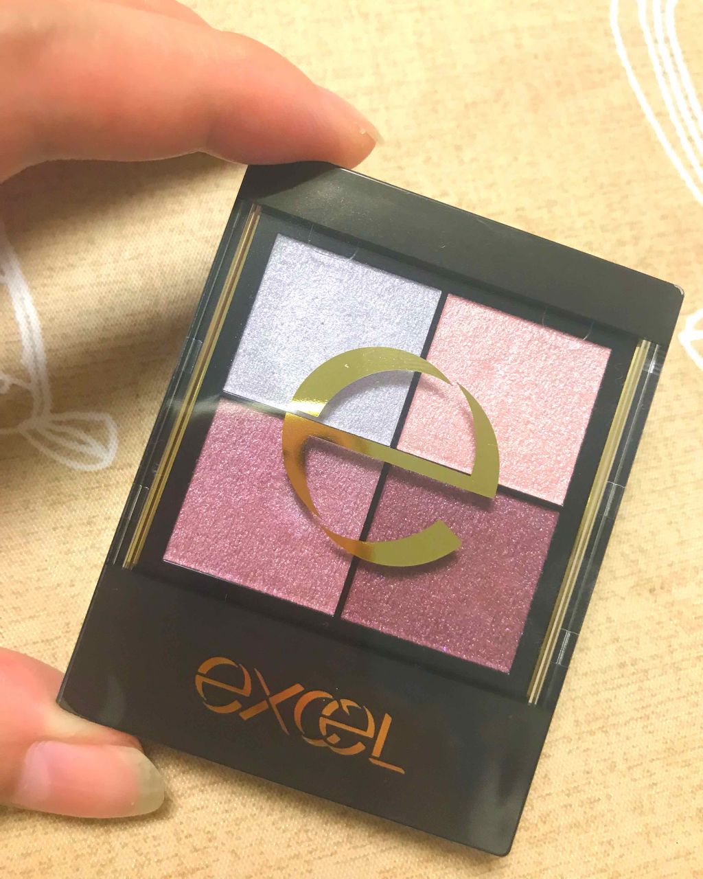 リアルクローズシャドウ/excel/アイシャドウパレットを使ったクチコミ(1枚目)