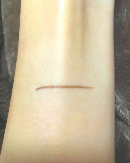 「密着アイライナー」しなやか筆リキッド/デジャヴュ/リキッドアイライナーを使ったクチコミ(2枚目)