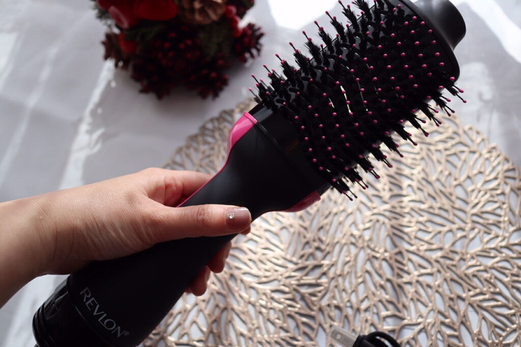 ボリューマイザーヘアードライヤーブラシ/REVLON/ヒートブラシを使ったクチコミ（1枚目）