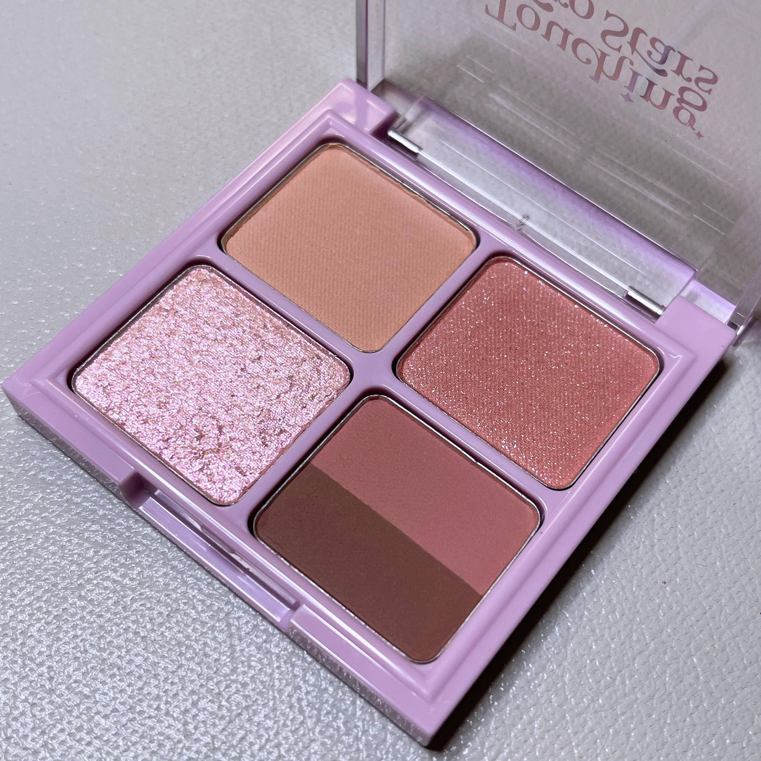 ペリペラ インク ポケット シャドウ パレット 05 TOUCHING TARO STARS/PERIPERA/アイシャドウパレットを使ったクチコミ（2枚目）