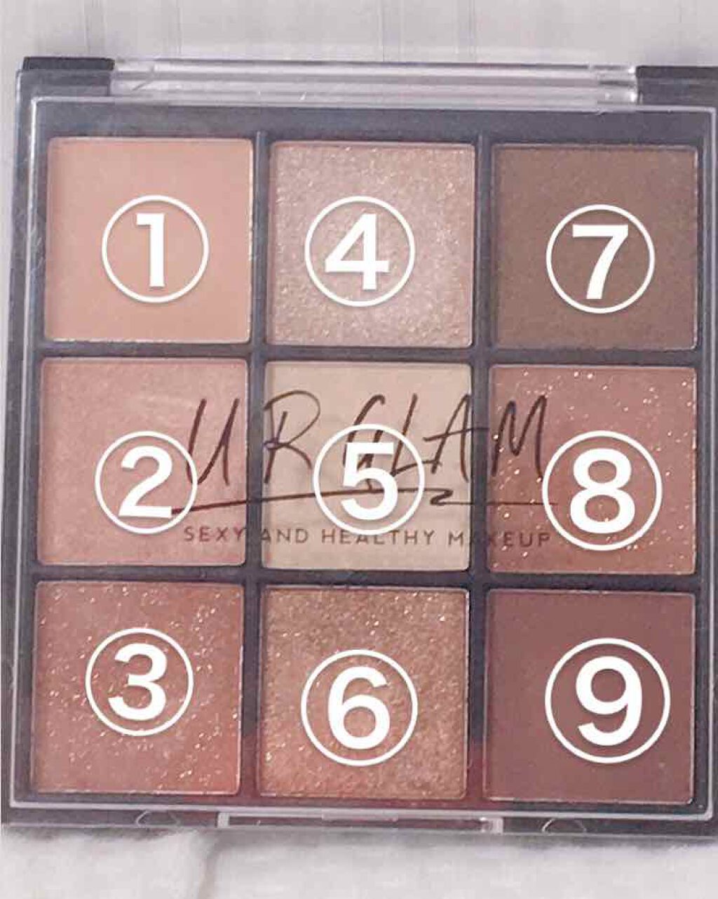 UR GLAM BLOOMING EYE COLOR PALETTE/U R GLAM/アイシャドウパレットを使ったクチコミ(2枚目)
