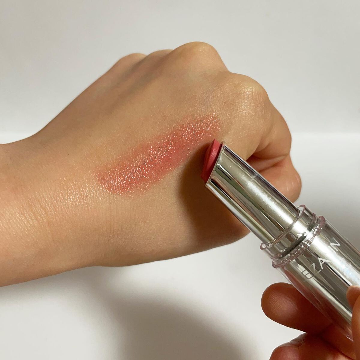 ラスティンググロスリップ 201 ピンク系/CEZANNE/口紅を使ったクチコミ（2枚目）