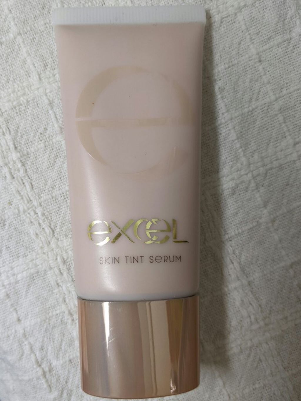 スキンティントセラム/excel/リキッドファンデーションを使ったクチコミ(2枚目)