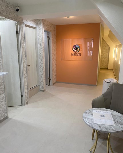 ふうせん @フォロバ100% on LIPS 「バストのお悩みならblossom!@blossom_kunit..」(5枚目)