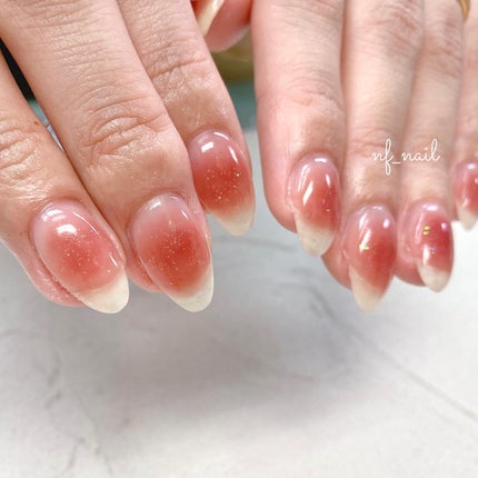 #ネイル,#ジェルネイル,#ニュアンスネイル,#キラキラネイル,#大人ネイル,#冬ネイル,#チークネイル,#クリアチークネイルのネイルデザイン