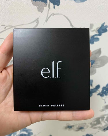 e.l.f
Blush Palette
-------------------------------------------------------------------
アメリカで購入しました。
