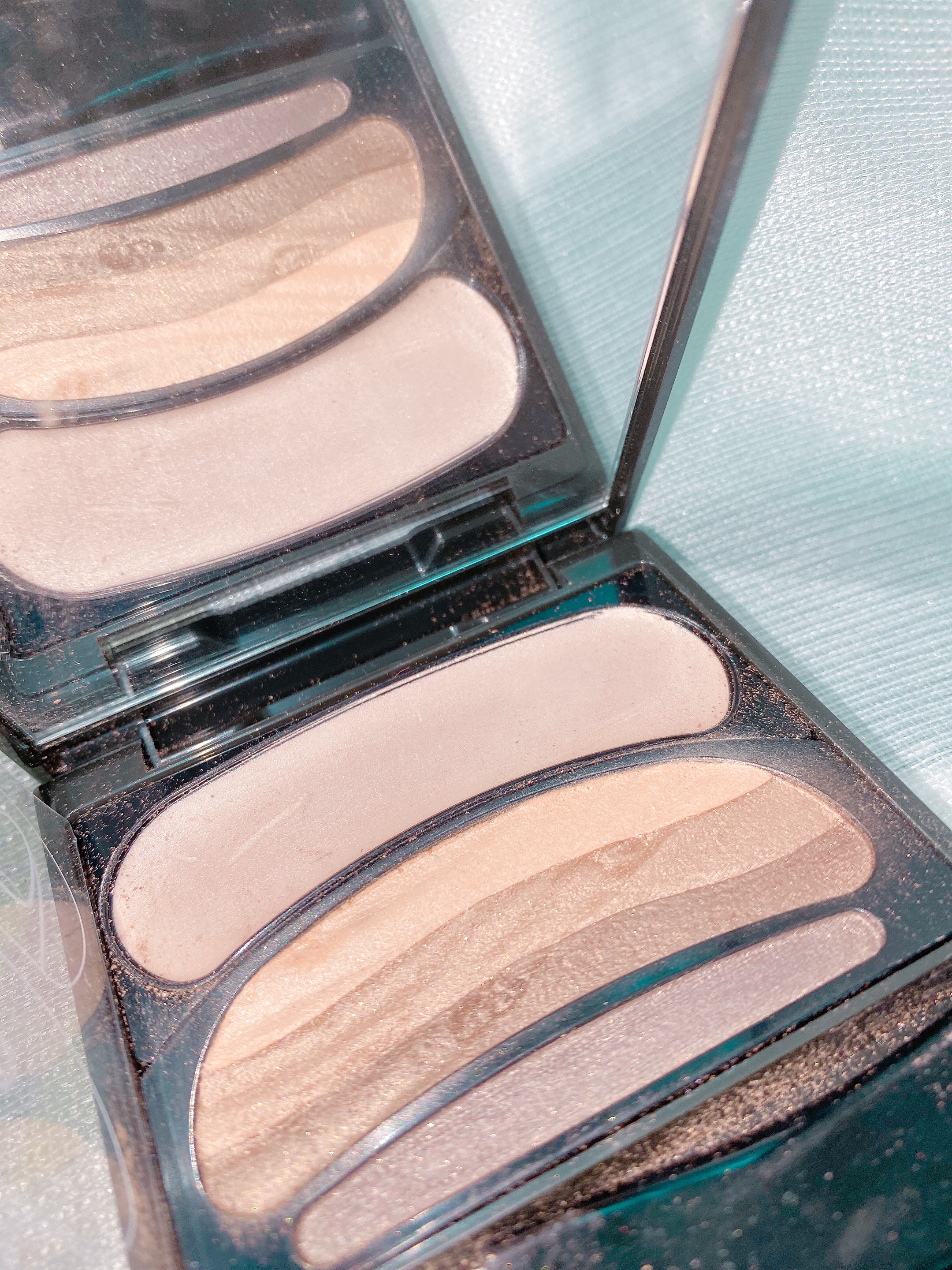 ブラシひと塗りシャドウ 561 ブラウン系/オーブ/アイシャドウパレットを使ったクチコミ（1枚目）