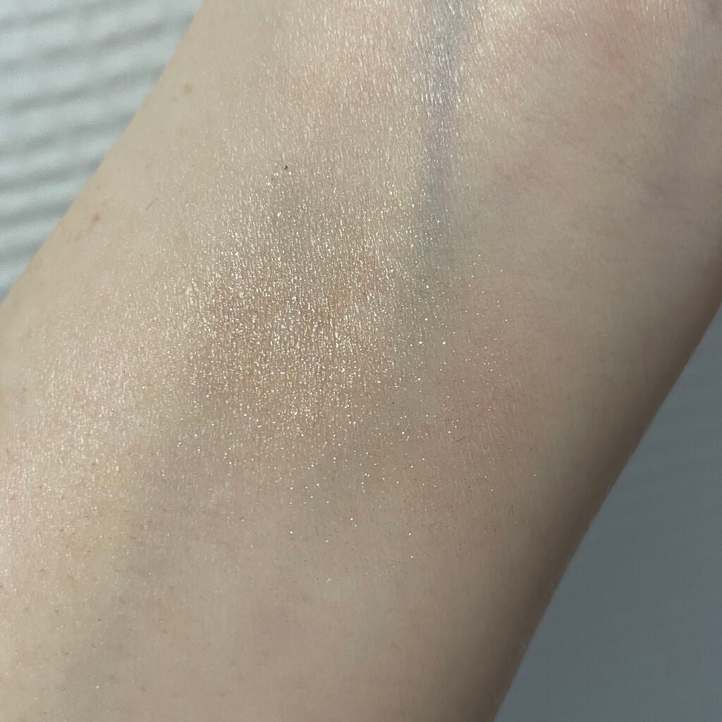 ペルル ドゥ ルミエール /CHANEL/パウダーハイライトを使ったクチコミ(6枚目)